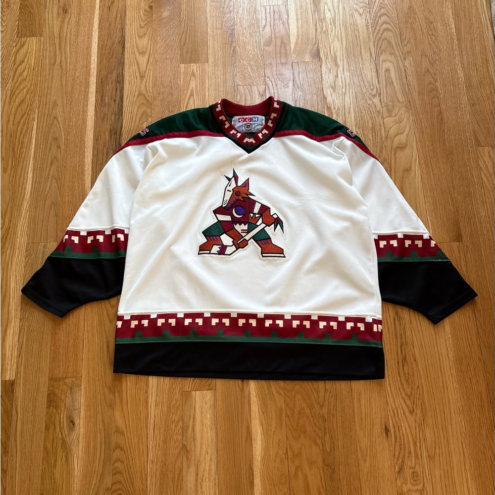 Phoenix Coyotes CCM Vintage 90s NHL Arizona Hockey Jersey Made In Canada XL